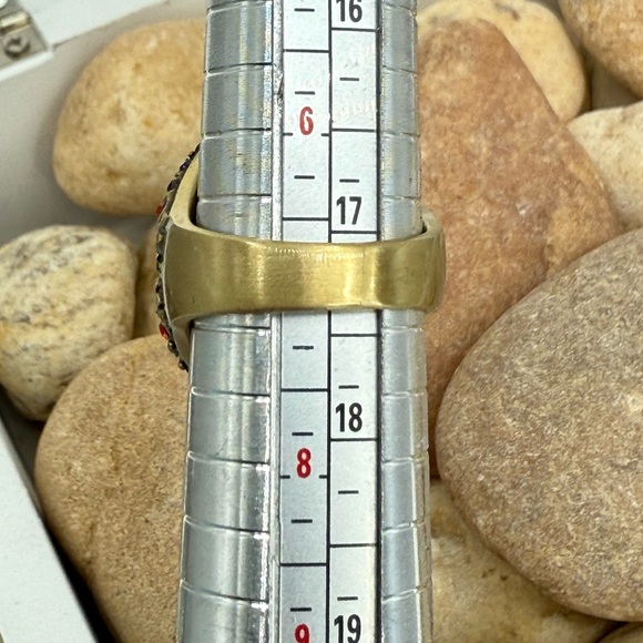 Retired Authentic Heidi Daus Green Swarovski Crystal Frog Ring –Size 7 Whimsical - Picture 9 of 16